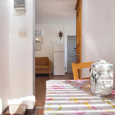 La Vecchia Torre Lejlighed Porto Valtravaglia Eksteriør billede